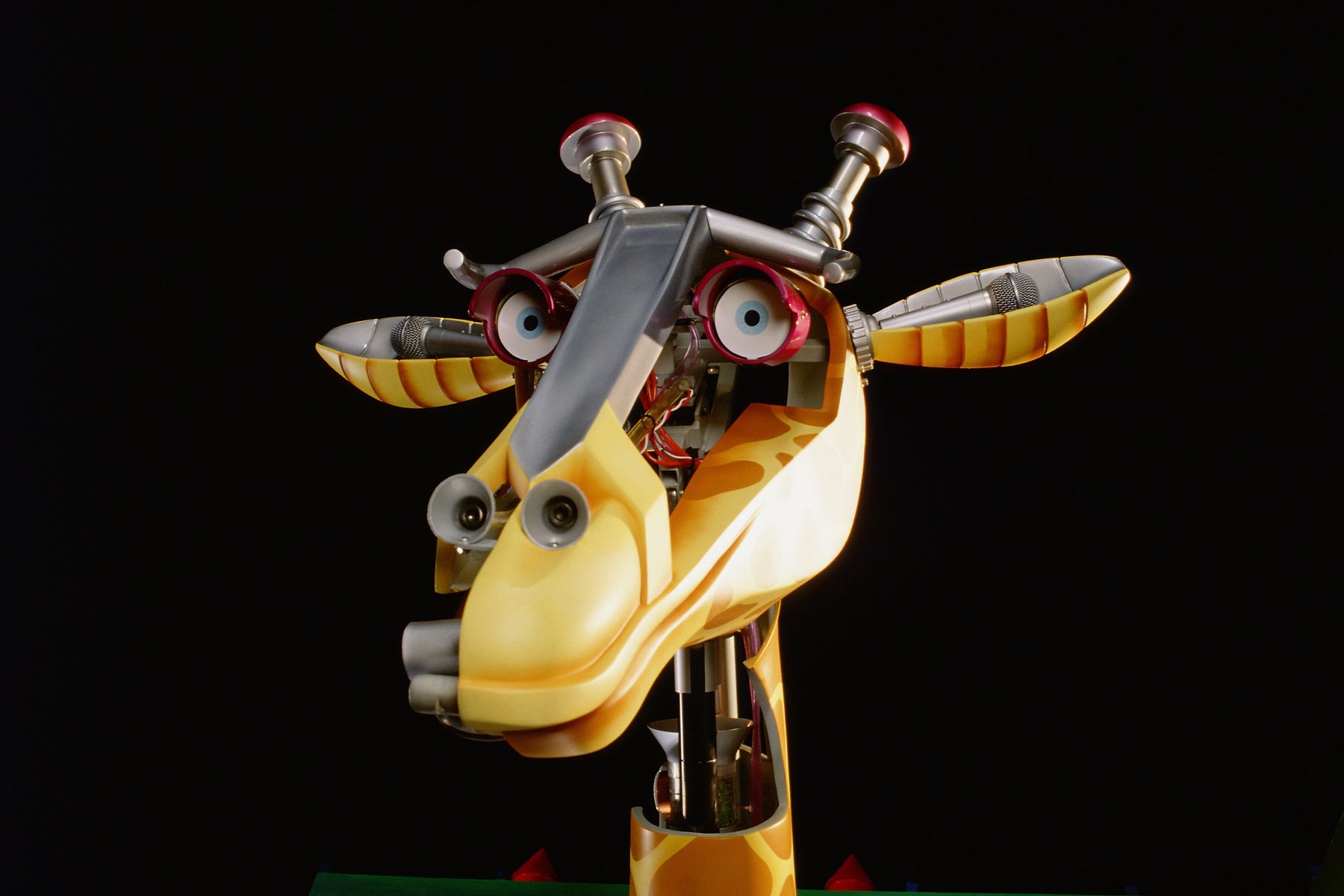 The Robot Zoo giant robot giraffe
